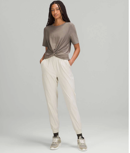 LULULEMON / Crescent T-Shirt / s (3923896461772616832)