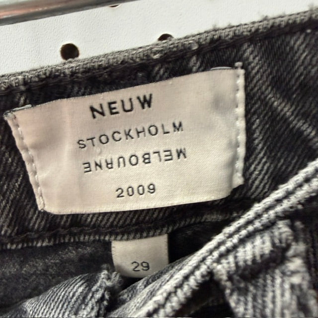 NEUW / low crotch shaped jeans / black / 29 (3923983431250750584)