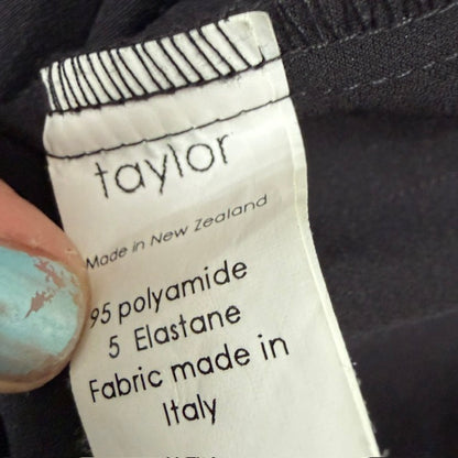 TAYLOR / cropped ruched pants / L / made in nz (3923983436012717138)