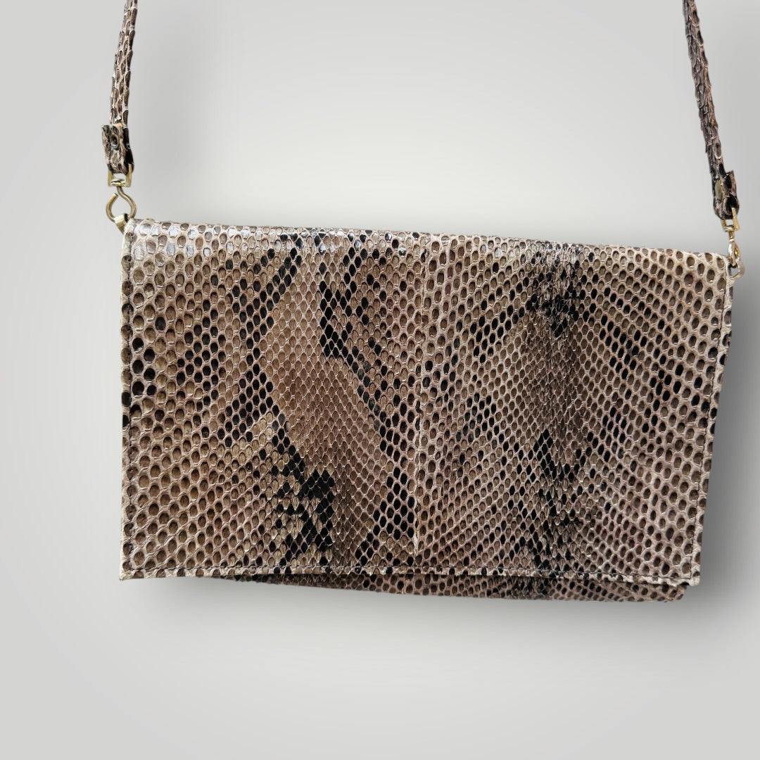 1980s nz vintage / DAVID ELMAN / snakeskin cross body purse or bag (3924432106484030649)