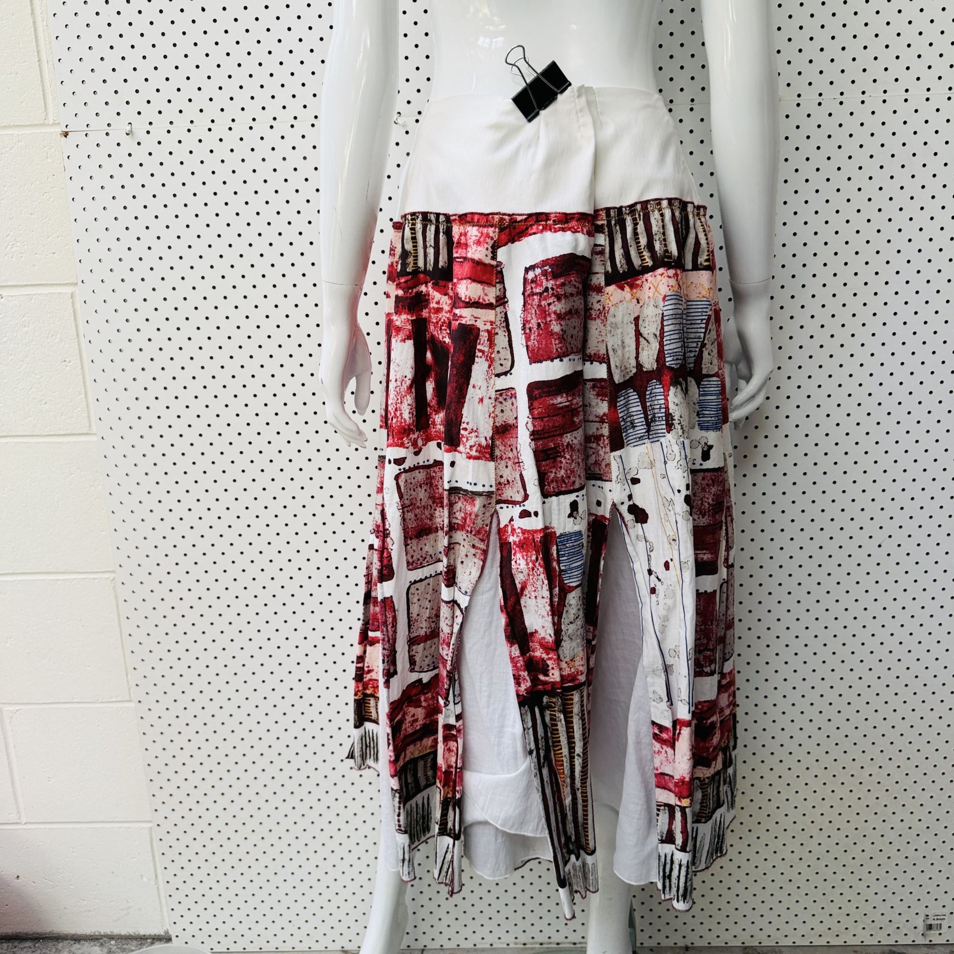 CHOCOLAT / patterned shaped skirt / 22 / made in nz (3924503392787056563)
