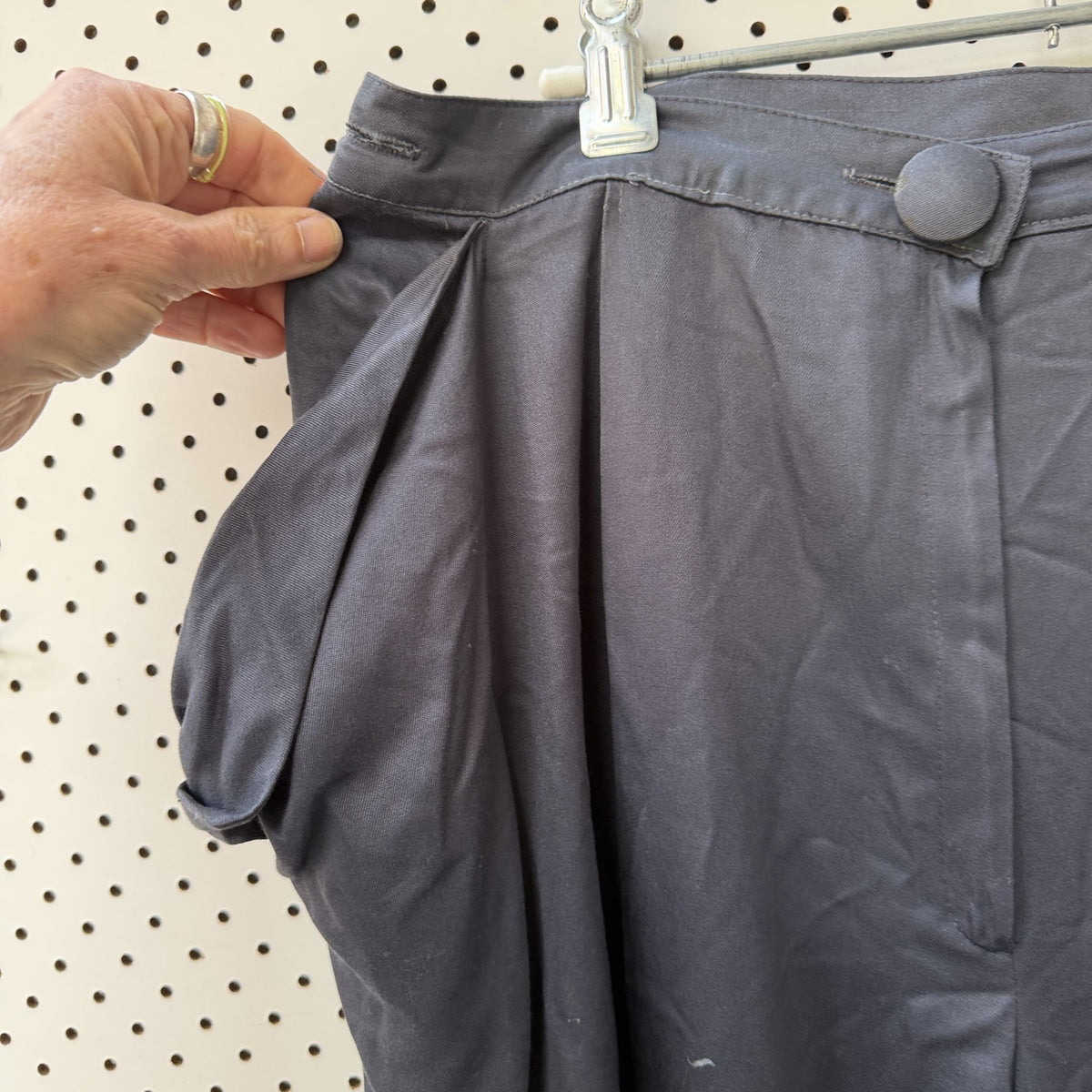 SILX / baggy, structured pants / s (3924503521581956186)
