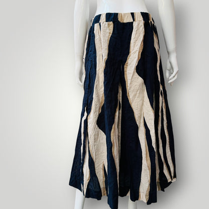 ANNE MARDELL / patterned skirt / 14 / made in nz (3924504312616406065)
