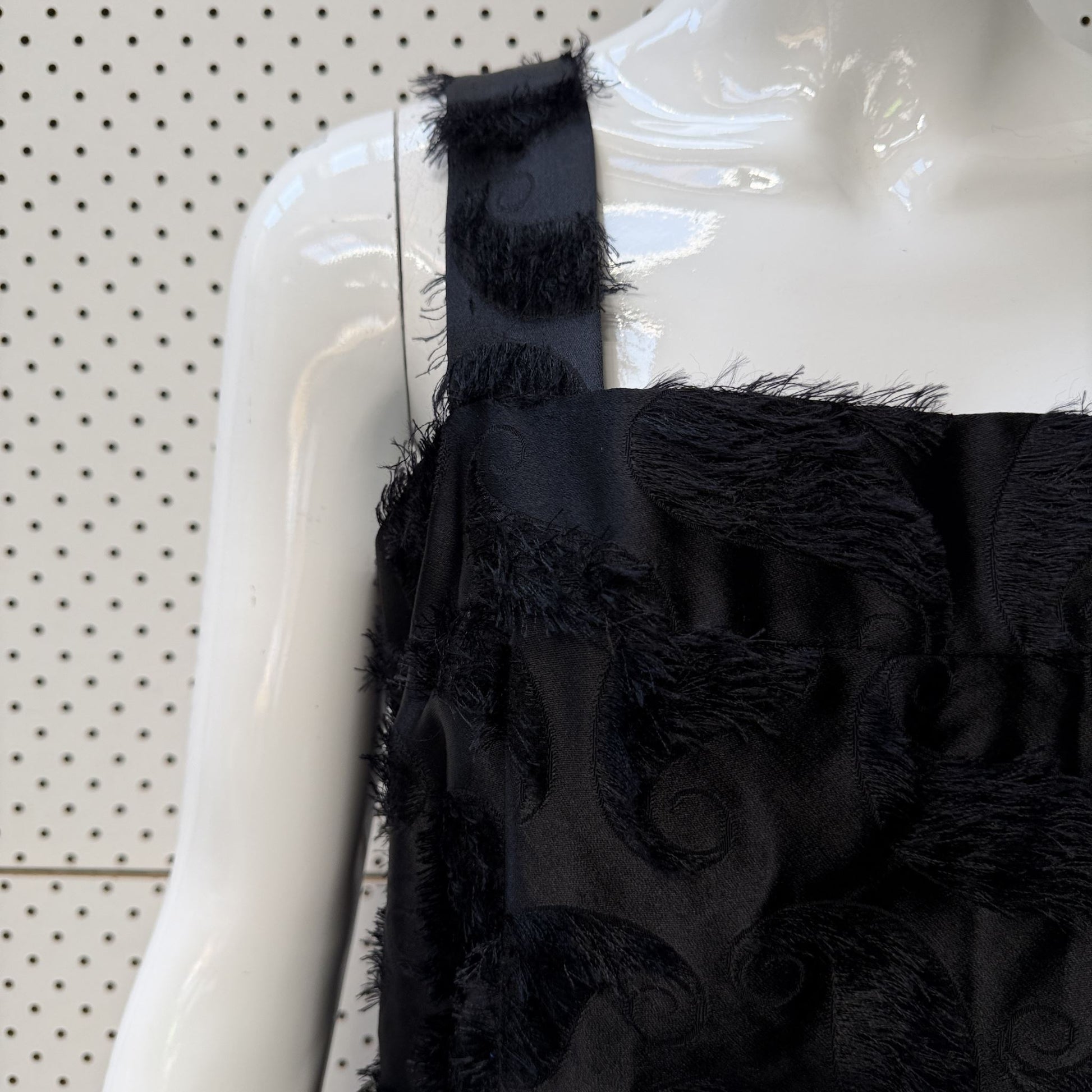 sleeveless / furry black midi dress / s (3924525693701384767)