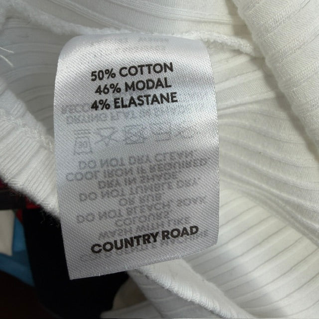 COUNTRY ROAD / white ribbed longsleeved tee / L / winter2026 (3925110638931302608)