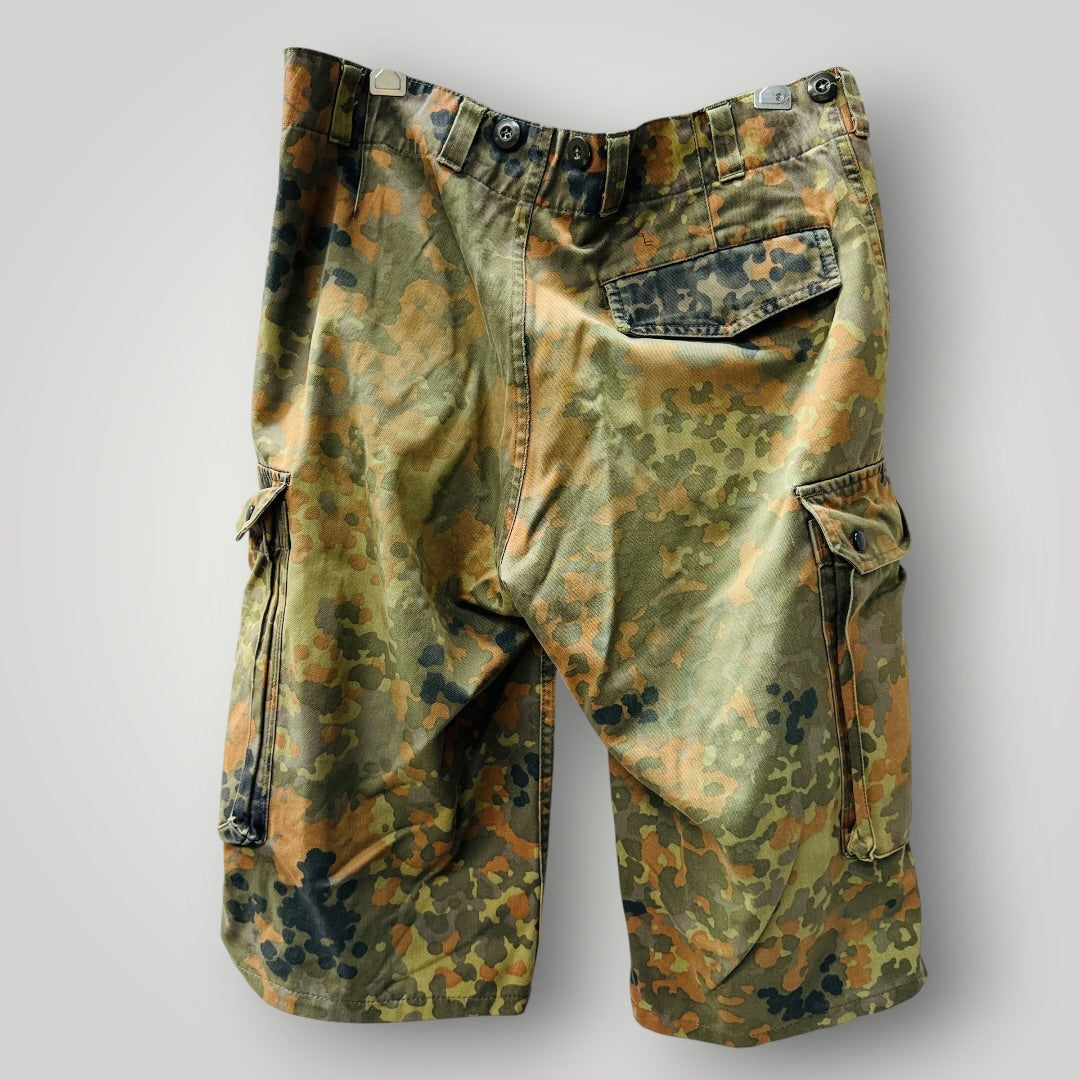 y2k vintage / SCHARRER / genuine military bermuda shorts / m (3925207117824831712)