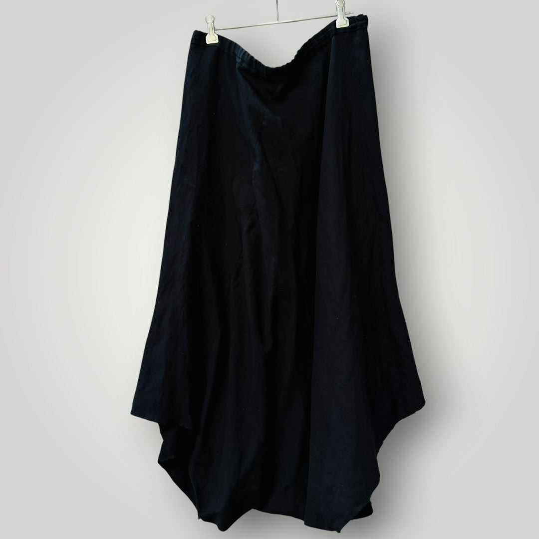 RICOCHET /  Black Skirt-Trouser Hybrid / 14 (3925639654706306247)