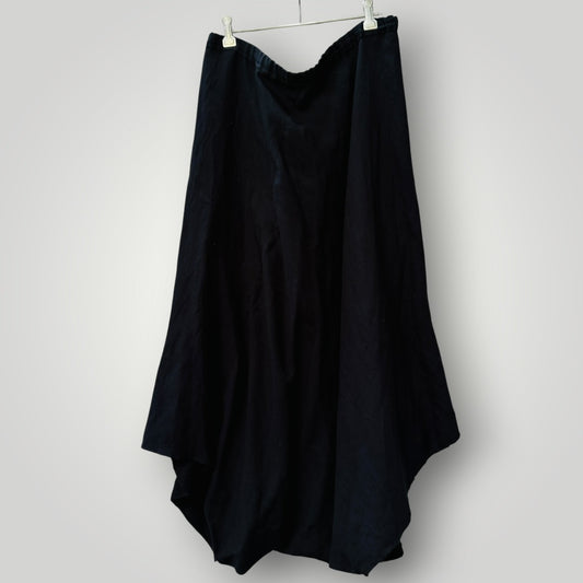 RICOCHET /  Black Skirt-Trouser Hybrid / 14 (3925639654706306247)