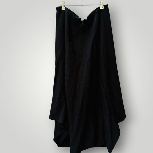 RICOCHET /  Black Skirt-Trouser Hybrid / 14 (3925639658526104856)