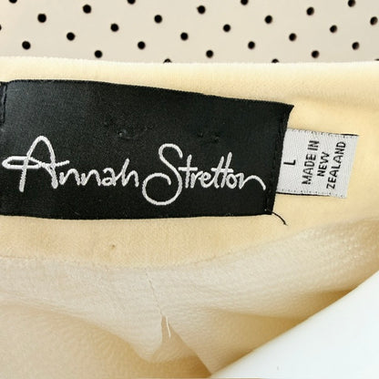 ANNAH STRETTON / pale butter yellow velvet jacket / L (3925725351084394313)