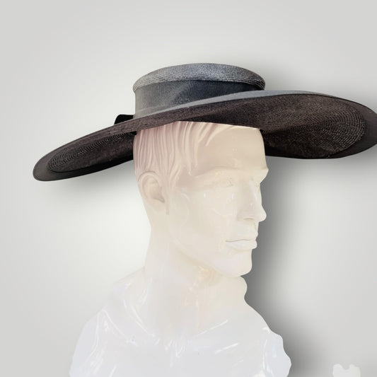 1990s vintage / DOLLIE VARDIN / black wide-brim straw hat / one size / nz made (3926140059053838334)