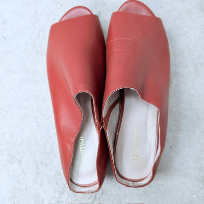GORMAN / red/brown leather open-toe wooden clog mules / Size 40 (3926156024383875054)