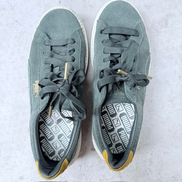 PUMA / sage green suede platform sneakers / 39 (3926156143155519745)