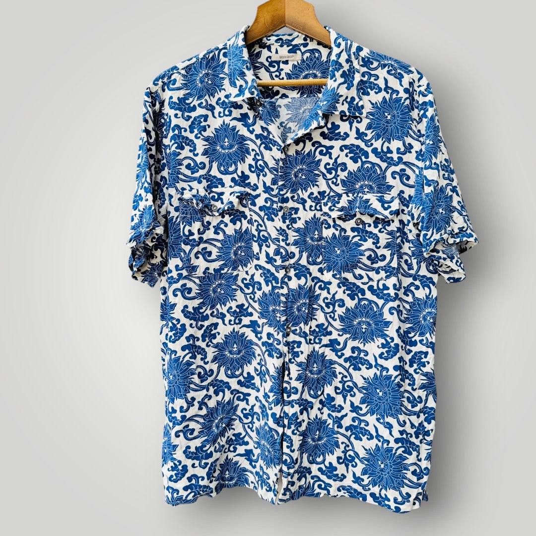 WORKSHOP / blue floral/scroll print short sleeve button-up shirt / XL (3926418149567233948)