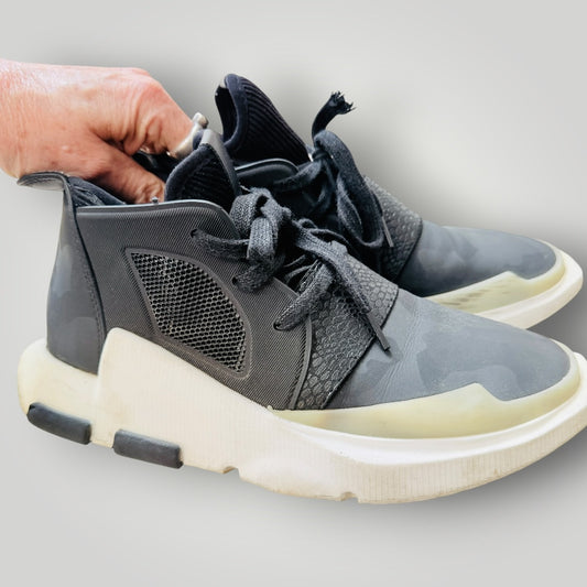 Y-3 x ADIDAS / black and white high sneakers / 39 (3926913732317392493)