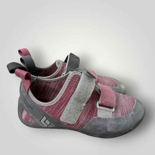 BLACK DIAMOND / 'momentum' climbing shoes / USW 9 (USM 8 / UK 7 / EUR 41) (3926913756645735938)