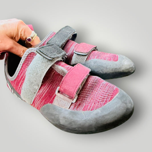 BLACK DIAMOND / 'momentum' climbing shoes / USW 9 (USM 8 / UK 7 / EUR 41) (3926913758359927770)