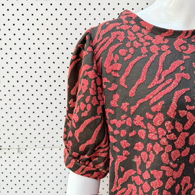 SAVIDA / black, red and gold animal print puff-sleeve top / XL (3927449546342869907)
