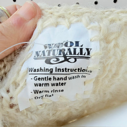 WOOL NATURALLY / creamy white homespun cable-knit wool jumper / L (3927449563539277943)