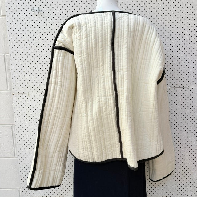 ASOS DESIGN / off-white quilted cotton jacket with contrast black binding / L (3927449629745962245)