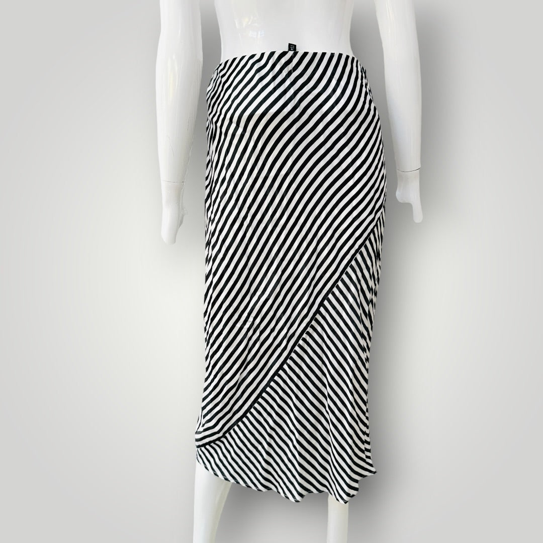 MOOCHI / 'envision' black and white striped bias-cut midi skirt / 10 (3927449807790631808)