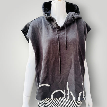 CALVIN KLEIN JEANS / black sleeveless hoodie with logo hem / XL (3927449883088906424)