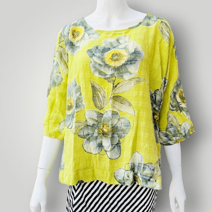 NINA MURATI / bright floral print cotton top / M (3927449896364360570)