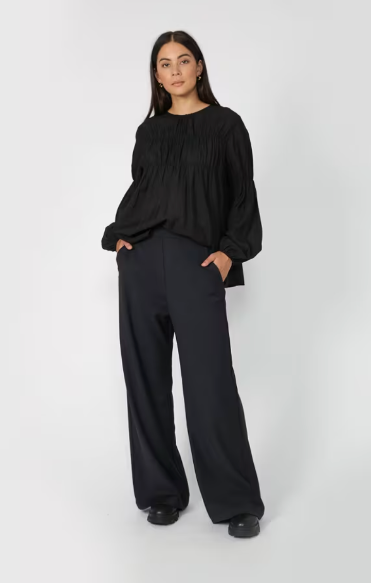 MOOCHI / glowed pant in black / wide leg trousers / 10 (3927978332176902249)