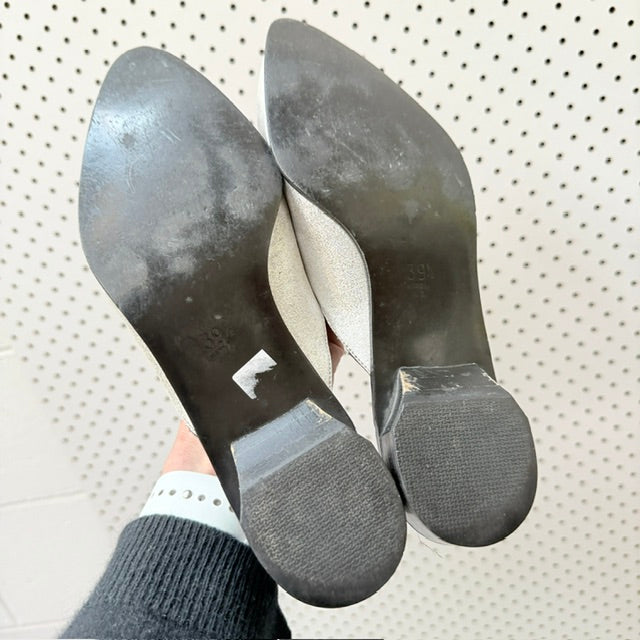 Paula Ryan - Silver Metallic Slip-On Mules - NZ Made - Size EU 39.5 (NZ 8.5) - (3928058844117191997)