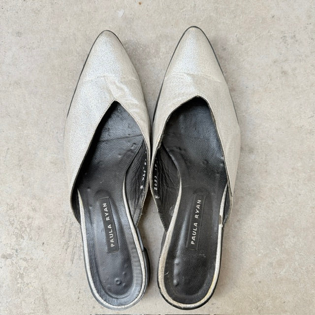 Paula Ryan - Silver Metallic Slip-On Mules - NZ Made - Size EU 39.5 (NZ 8.5) - (3928058853935748805)