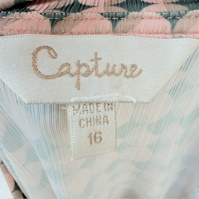 Capture - Geometric Print Ruffle Short Sleeve Top - Pink & Charcoal - Size 16 (3928680083641506198)