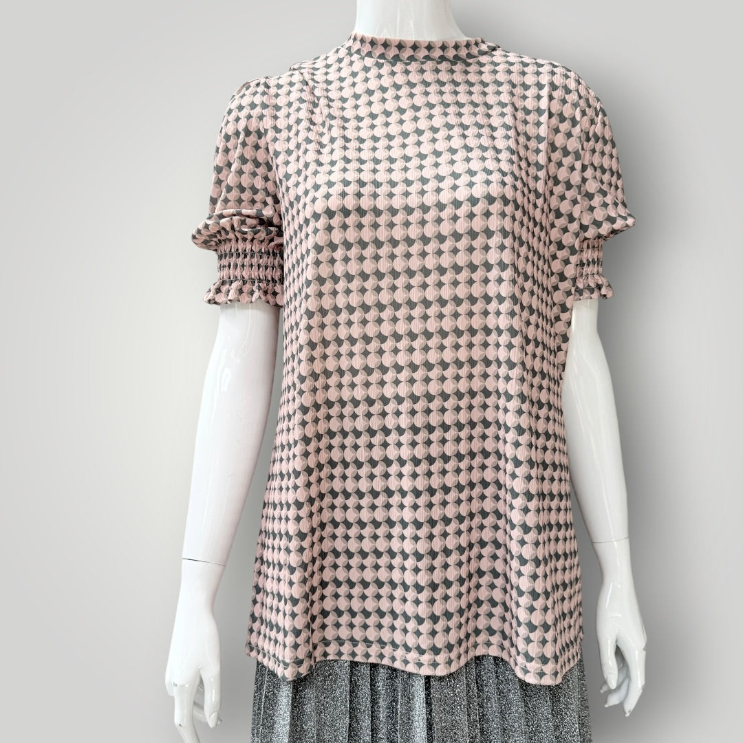 Capture - Geometric Print Ruffle Short Sleeve Top - Pink & Charcoal - Size 16 (3928682235879923891)