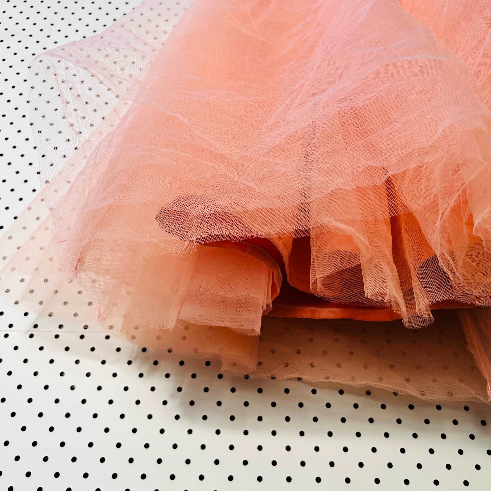 barbiecore / tulle skirt / xs