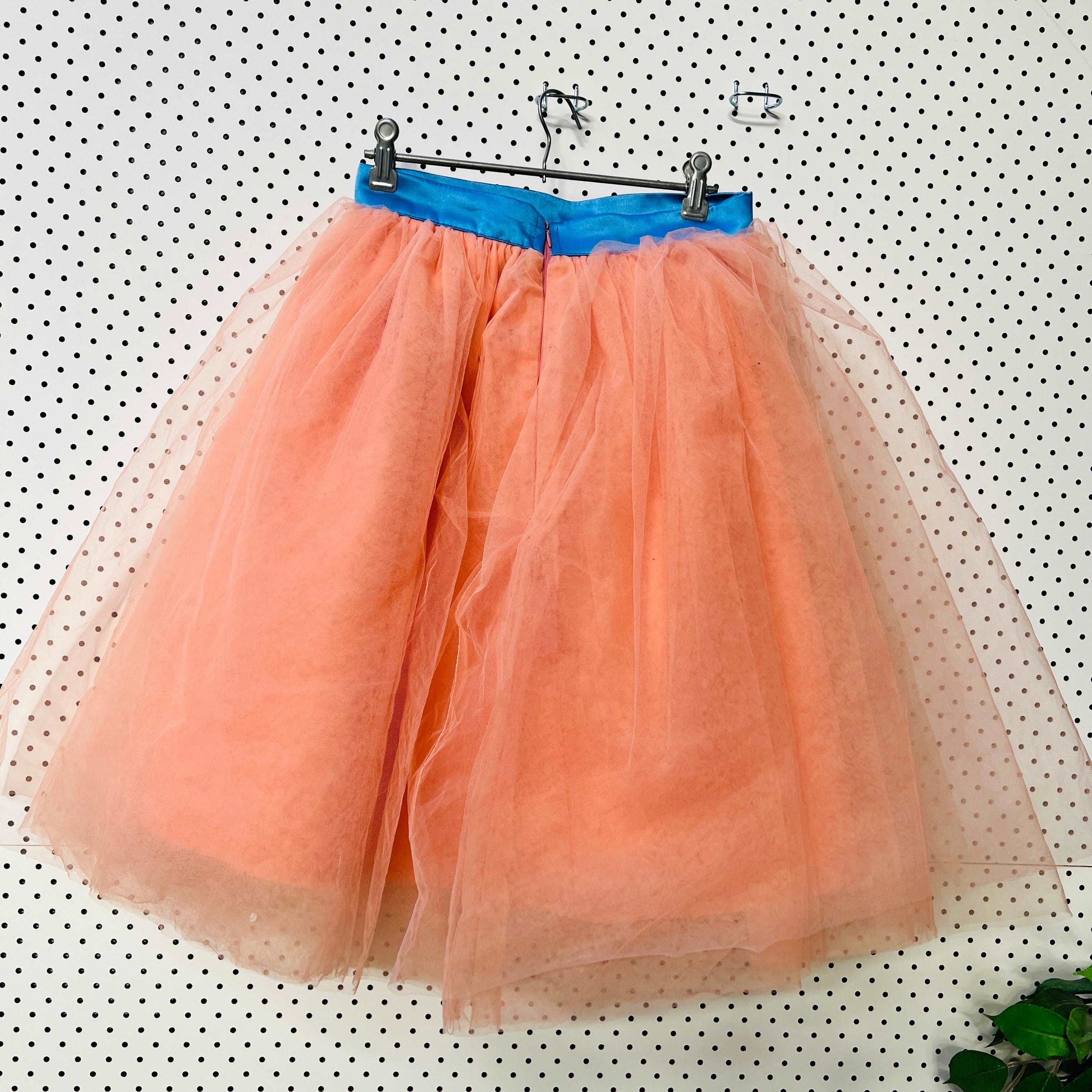 barbiecore / tulle skirt / xs